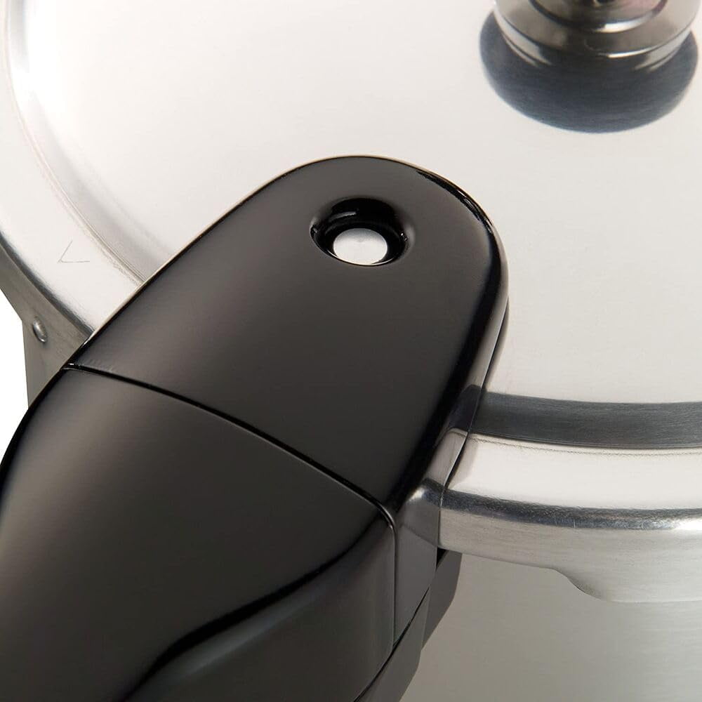 Presto 4-Quart Aluminum Pressure Cooker